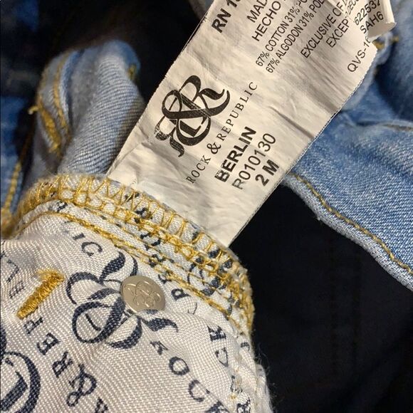 Rock & Republic Berlin cuffed skinny jeans. 2 - Picture 7 of 8